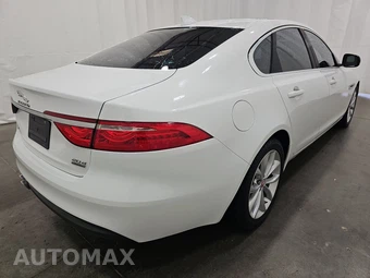 2017 Jaguar XF Premium – miniatura 4