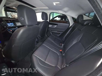 2017 Jaguar XF Premium - miniatura 13