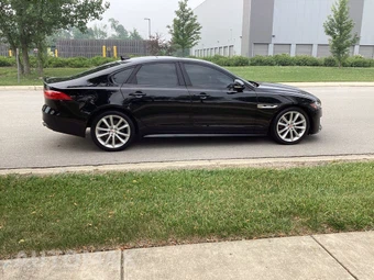 2017 Jaguar XF R-Sport - miniatura 4