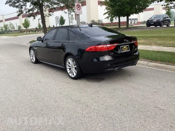 2017 Jaguar XF R-Sport - miniatura 7