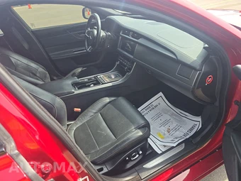 2017 Jaguar XF S – miniatura 8