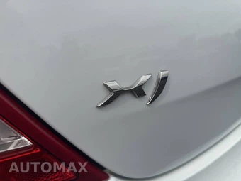 2017 Jaguar XJ R-Sport - miniatura 34