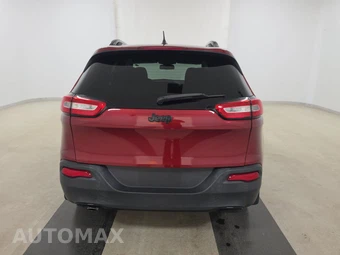 2017 Jeep Cherokee Altitude Edition - miniatura 5