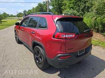 2017 Jeep Cherokee Altitude Edition - miniatura 2