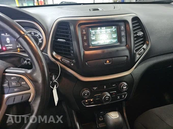 2017 Jeep Cherokee Latitude – miniatura 11