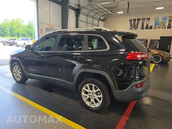 2017 Jeep Cherokee Latitude – miniatura 6