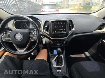 2017 Jeep Cherokee Latitude - miniatura 10