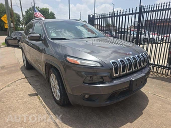 2017 Jeep Cherokee Latitude - miniatura 4