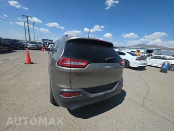2017 Jeep Cherokee Latitude – miniatura 5