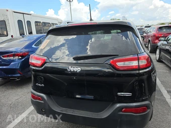 2017 Jeep Cherokee Latitude - miniatura 5