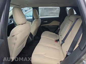 2017 Jeep Cherokee Latitude - miniatura 16