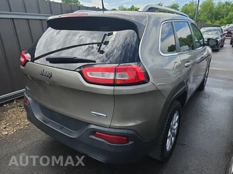 2017 Jeep Cherokee Latitude - miniatura 4