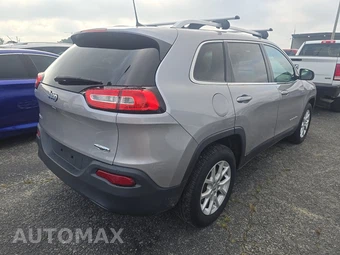 2017 Jeep Cherokee Latitude - miniatura 4