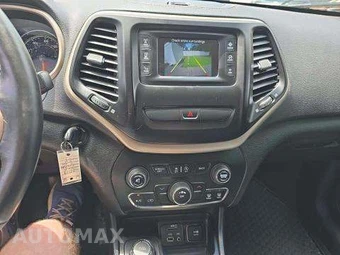 2017 Jeep Cherokee Latitude - miniatura 34