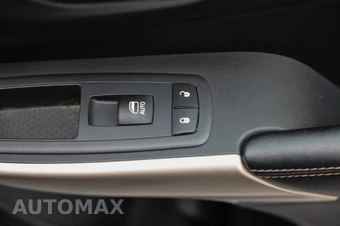 2017 Jeep Cherokee Limited - miniatura 10