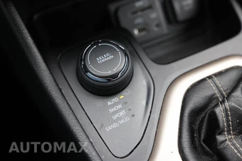 2017 Jeep Cherokee Limited - miniatura 26