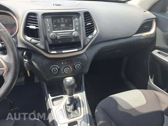 2017 Jeep Cherokee Sport – miniatura 7