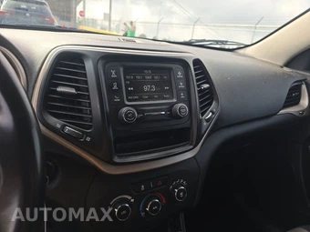 2017 Jeep Cherokee Sport - miniatura 17