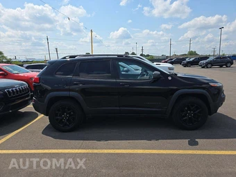 2017 Jeep Cherokee Trailhawk - miniatura 4