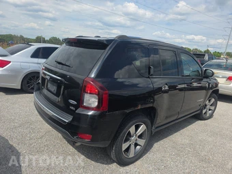 2017 Jeep Compass High Altitude Edition – miniatura 4