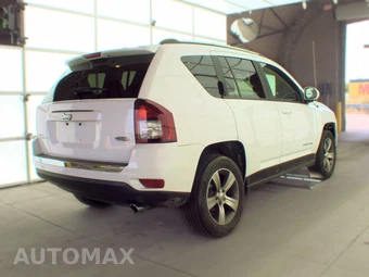 2017 Jeep Compass High Altitude Edition – miniatura 4