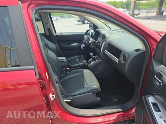 2017 Jeep Compass Latitude – miniatura 8
