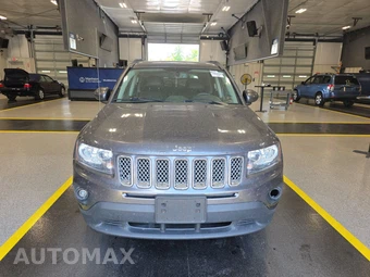 2017 Jeep Compass Latitude – miniatura 2
