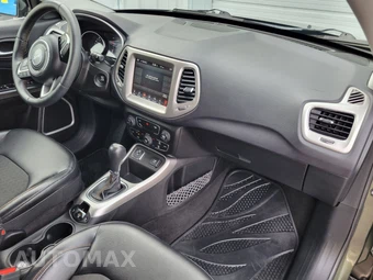 2017 Jeep Compass Latitude - miniatura 19