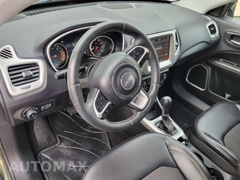 2017 Jeep Compass Latitude - miniatura 20