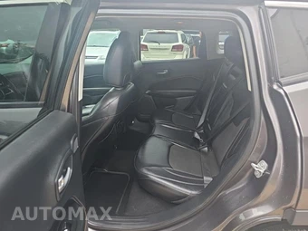 2017 Jeep Compass Latitude – miniatura 10
