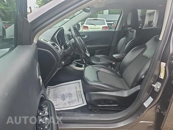 2017 Jeep Compass Latitude – miniatura 7
