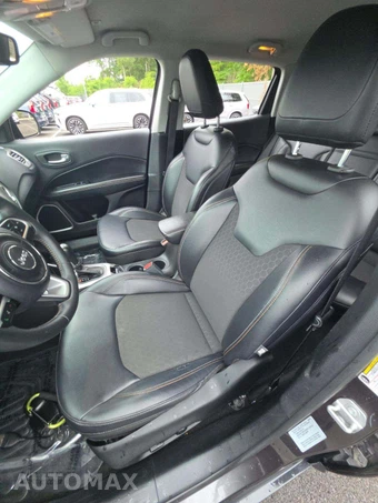 2017 Jeep Compass Latitude - miniatura 3
