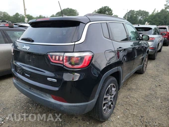 2017 Jeep Compass Latitude - miniatura 4