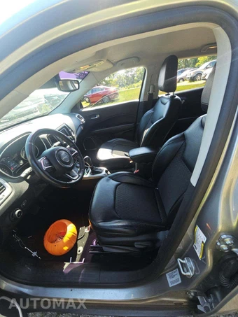 2017 Jeep Compass Latitude - miniatura 6