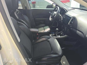 2017 Jeep Compass Latitude – miniatura 18
