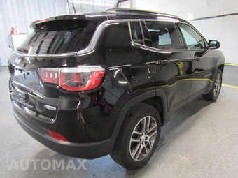 2017 Jeep Compass Latitude – miniatura 6