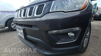 2017 Jeep Compass Latitude – miniatura 22