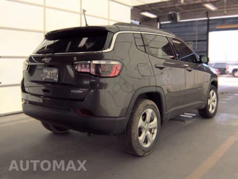 2017 Jeep Compass Latitude – miniatura 4