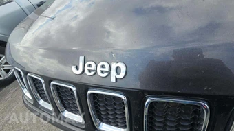 2017 Jeep Compass Latitude – miniatura 40