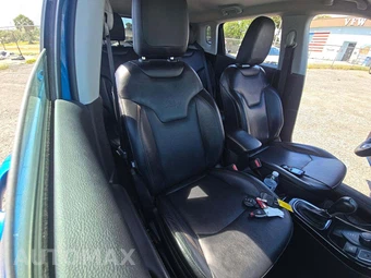2017 Jeep Compass Limited - miniatura 18