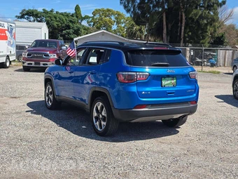 2017 Jeep Compass Limited - miniatura 2