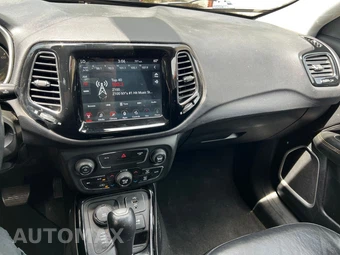 2017 Jeep Compass Limited - miniatura 17