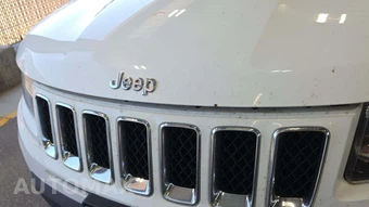 2017 Jeep Compass Sport - miniatura 34