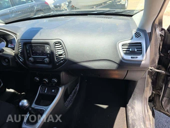 2017 Jeep Compass Sport – miniatura 19