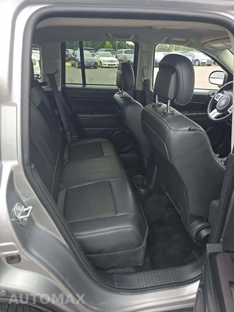 2017 Jeep Compass Sport SE – miniatura 16