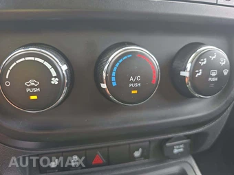 2017 Jeep Compass Sport SE – miniatura 24