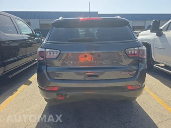 2017 Jeep Compass Trailhawk - miniatura 5