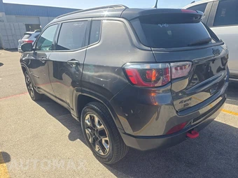 2017 Jeep Compass Trailhawk - miniatura 6