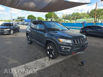 2017 Jeep Compass Trailhawk – miniatura 3