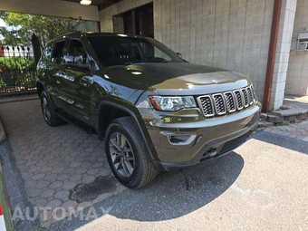 2017 Jeep Grand Cherokee 75th Anniversary Edition - miniatura 4